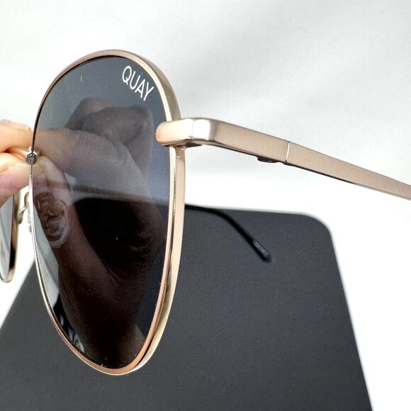 Quay Australia Sunglasses Jezabell 126 Gold Rim Round main image 7